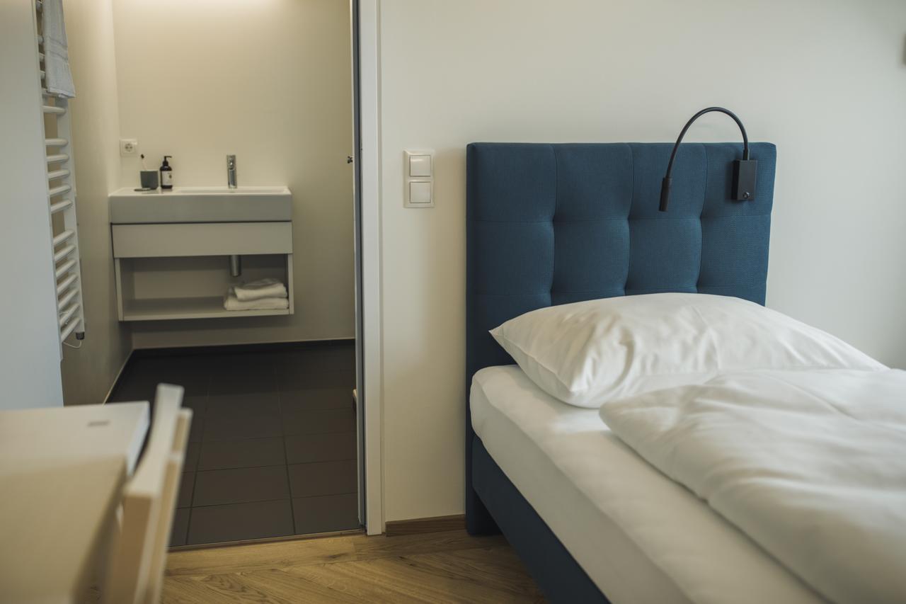 Krone Hard - Self Check-In Bagian luar foto